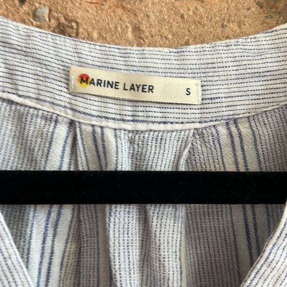 Linen blend Marine Layer V neck Bali striped breezy tunic top with blue stripe - Picture 3 of 4